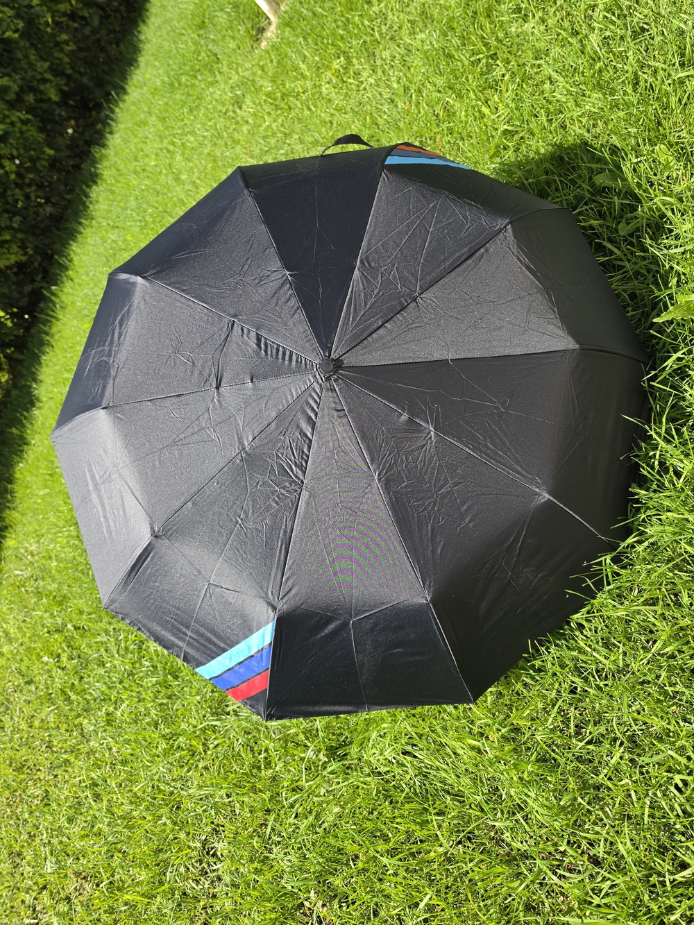Black Men’s Compact Umbrella with Blue Accent